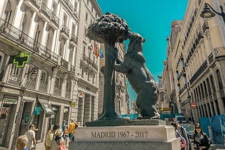 Authentic Madrid Walking and Food Tour: Tapas, History and Hidden Eateries photo 2