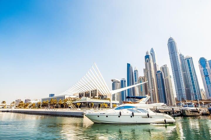 Private 52ft Yacht Cruise in Dubai Marina — Luxury Charter & Sunset Tours