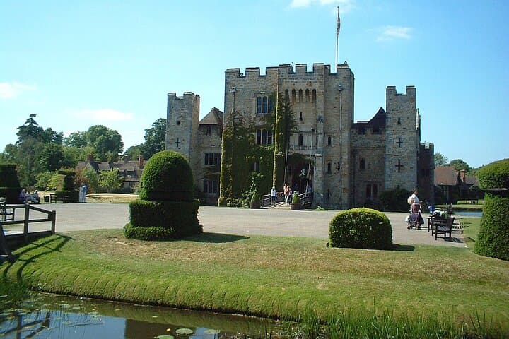 Castles, Cliffs & Coasts: Hever Castle, Rye Harbour & Battle Abbey Day Tour from London photo 4