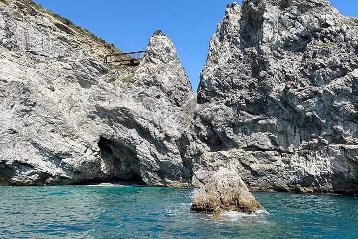 Private Capri Boat Tour from Positano — Faraglioni, Grottos & Swim Stops photo 3