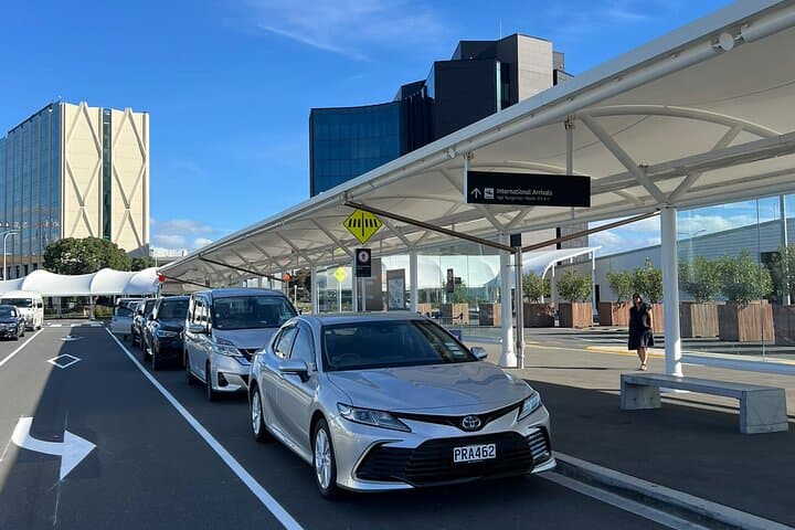 Auckland Airport to Davenport Private Transfer — Meet & Greet Comfort (45–60 min) photo 4