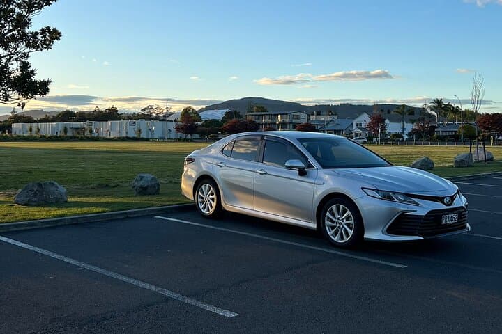 Private transfer from Auckland Airport to Takapuna — door-to-door comfort photo 3