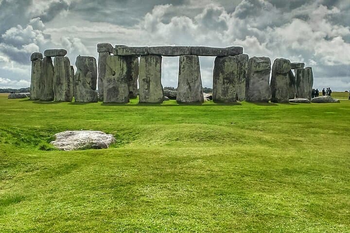 Windsor, Bath & Stonehenge Day Trip from London — Historic England in One Day photo 5