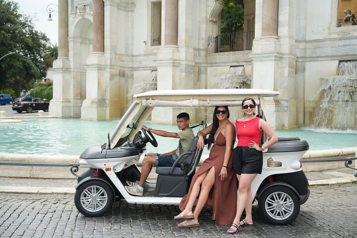 Rome in Two Hours: Highlights Golf Cart Photo Tour