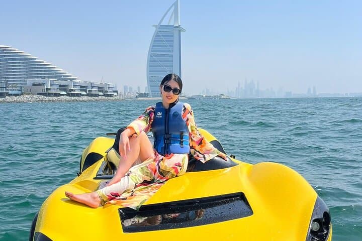 Drive a Jet Car on Dubai Waters with Burj Al Arab Views photo 3