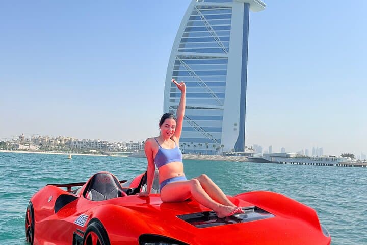 Drive a Jet Car on Dubai Waters with Burj Al Arab Views photo 4