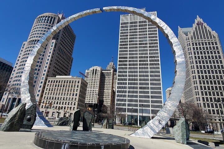Detroit Scavenger Hunt: Self-Guided Interactive Walking Tour of Downtown photo 6