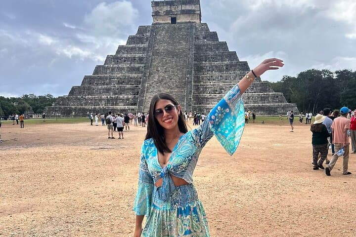 Chichen Itzá, Ik Kil & Hubiku Day Tour from Cancún: Ruins, Cenotes and Valladolid