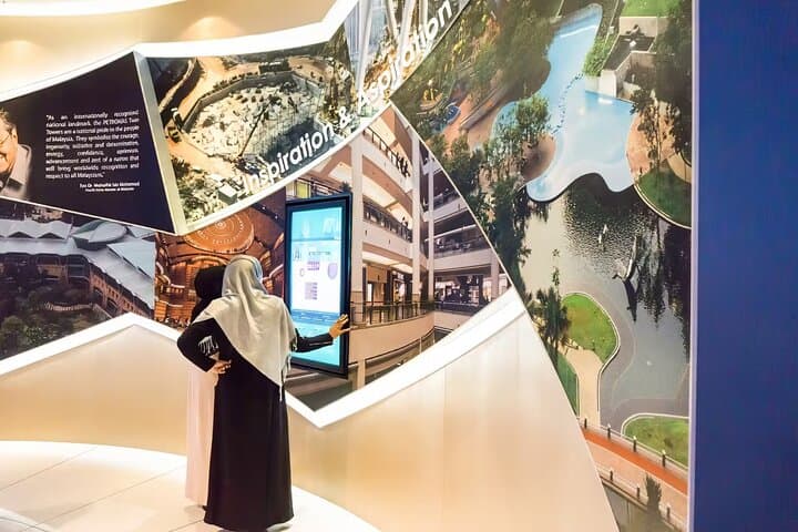 Petronas Twin Towers SkyBridge & Observation Deck: Timed-Entry Visitor Guide photo 5