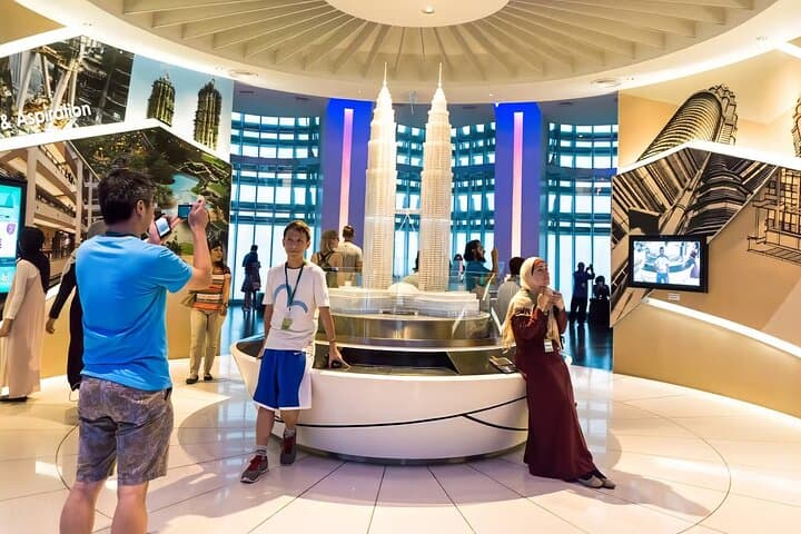 Petronas Twin Towers SkyBridge & Observation Deck: Timed-Entry Visitor Guide photo 6
