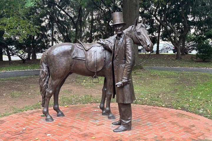 In Lincoln’s Footsteps: Private 6-Hour Washington, D.C. History Tour photo 5