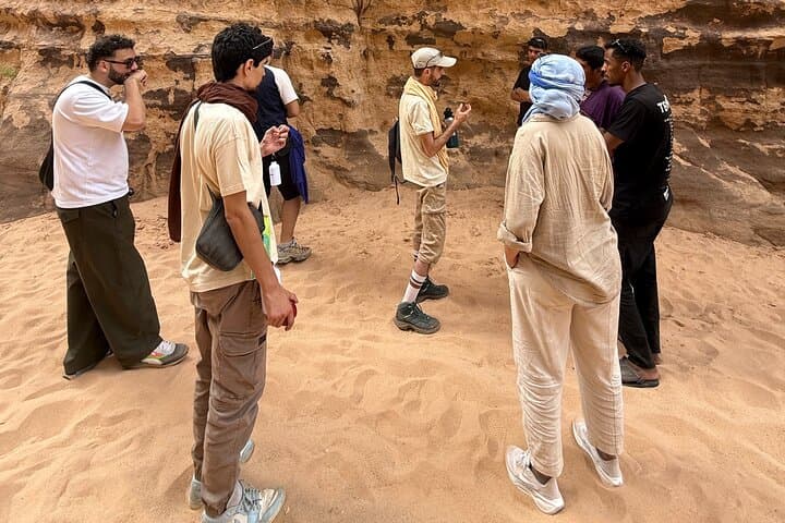 Red Tadrart: 8-Day Algerian Sahara Expedition photo 3