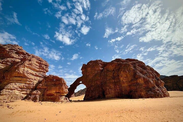 Red Tadrart: 8-Day Algerian Sahara Expedition photo 2
