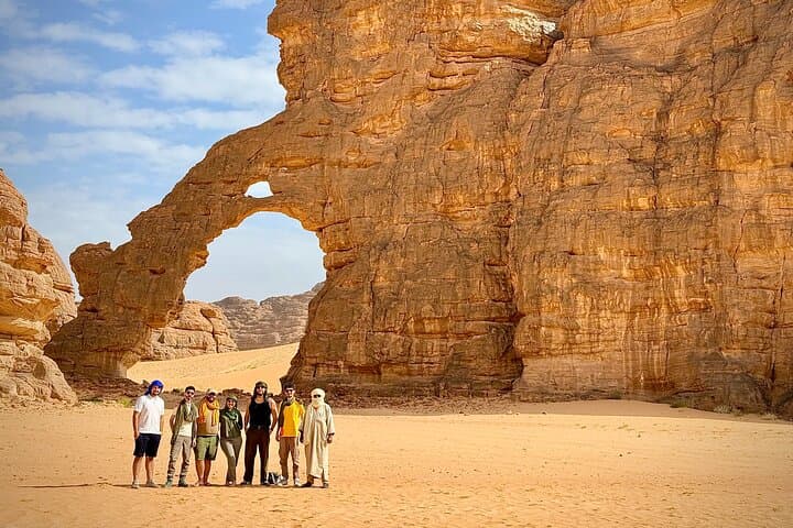 Red Tadrart: 8-Day Algerian Sahara Expedition