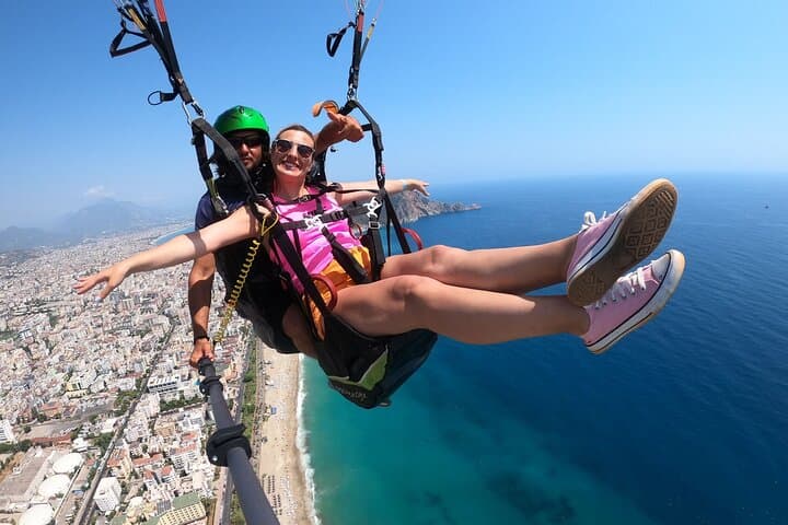 Soar Over Alanya: Tandem Paragliding from Yassı Tepe to Cleopatra Beach photo 3
