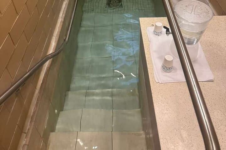 Berkeley Springs Roman Bathhouse Private Tour & Mineral Spa Experience photo 3