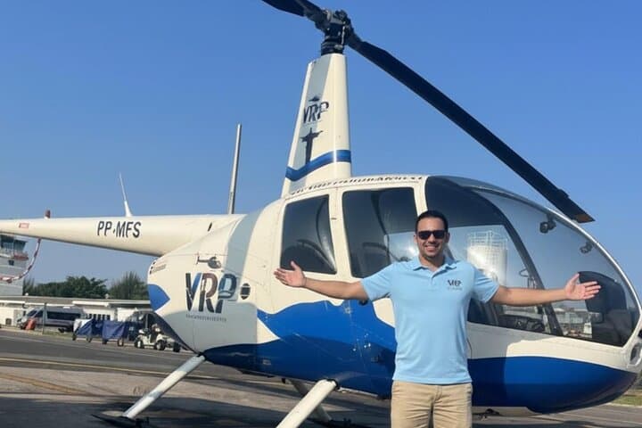 Panoramic Helicopter Flight Over Rio de Janeiro — Christ the Redeemer to Sugarloaf