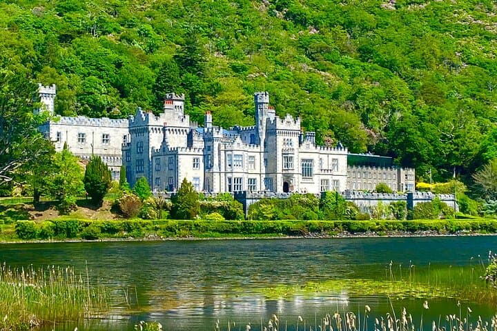 Connemara & Kylemore Abbey Private Day Tour from Galway