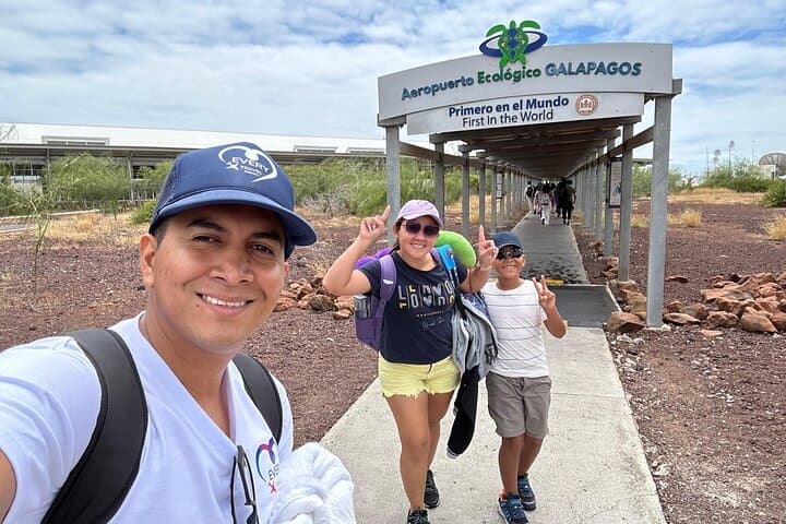 8-Day VIP Galápagos: San Cristóbal, Santa Cruz & Isabela Wildlife Tour