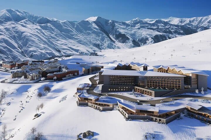 Gudauri Winter Tour: Skiing the Greater Caucasus with Ananuri & Zhinvali
