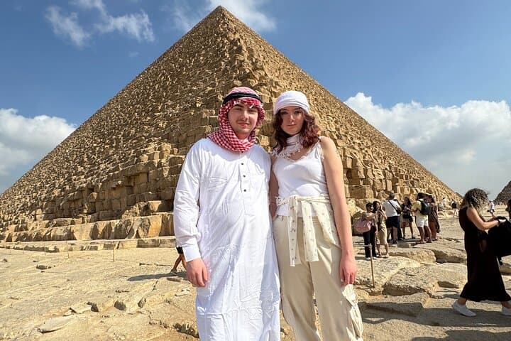 Ride Through Time: Giza Pyramids Camel and Horse-Drawn Carriage Tour photo 5