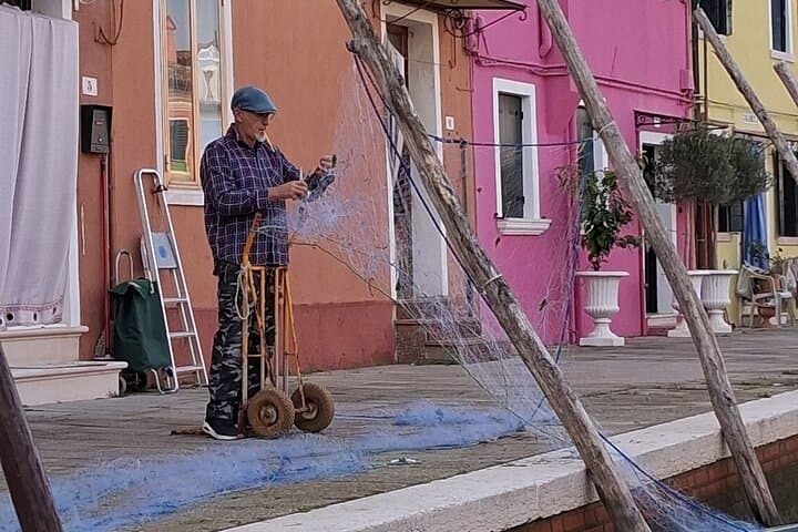 Murano Glass and Burano Lace Tour from Venice: Boat Cruise, Workshop & Village Walk photo 5