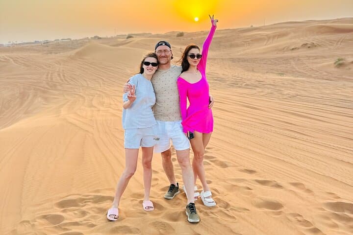 Dubai Desert Safari: Dune Bashing, Sandboarding & 5-Star BBQ Experience photo 4