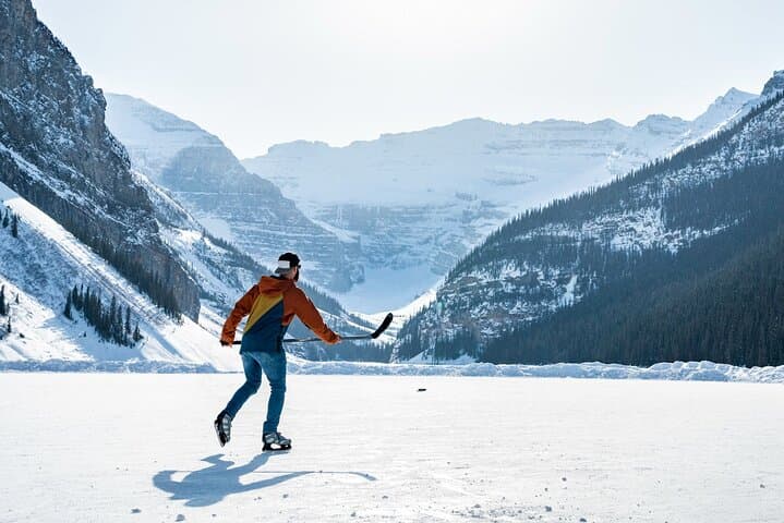 Private Banff Day Tour: Moraine Lake, Lake Louise & Icefields Parkway photo 2