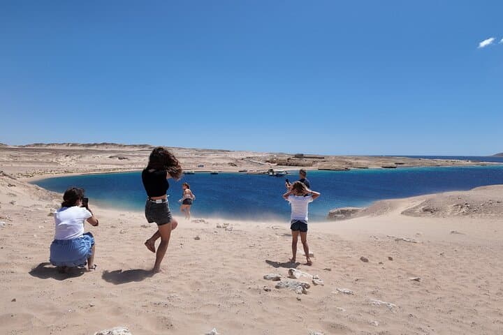 Explore Ras Mohammed National Park by Bus: Snorkeling & Magic Lake Experience photo 4