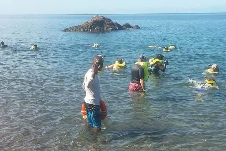 Champagne Reef Snorkel & Bambooze Hot Springs Day Trip from Roseau photo 2