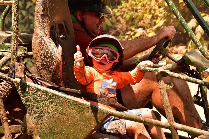 Roatán Muddy Jungle Buggy Adventure with Beach Stop and Local Beers photo 2