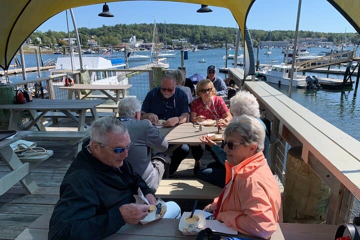 Boothbay Harbor Bites: Guided Food Walking Tour in Maine photo 3