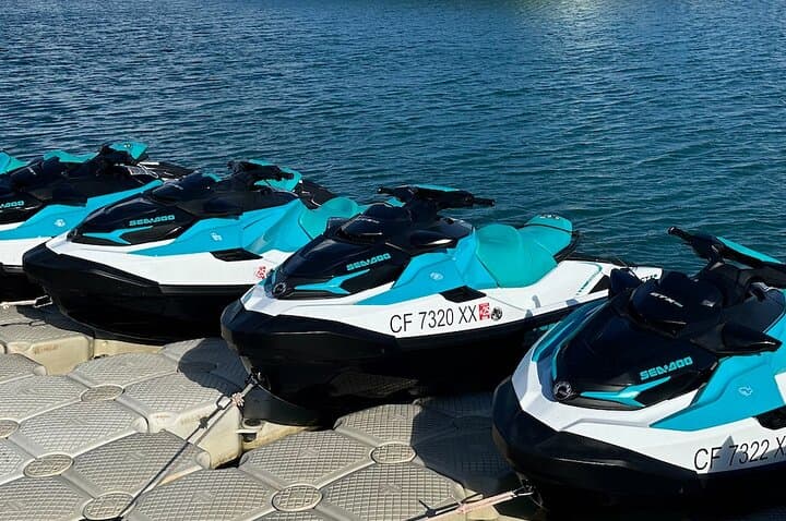 Jet Ski Rentals & Parasailing in Keehi Lagoon, Oahu