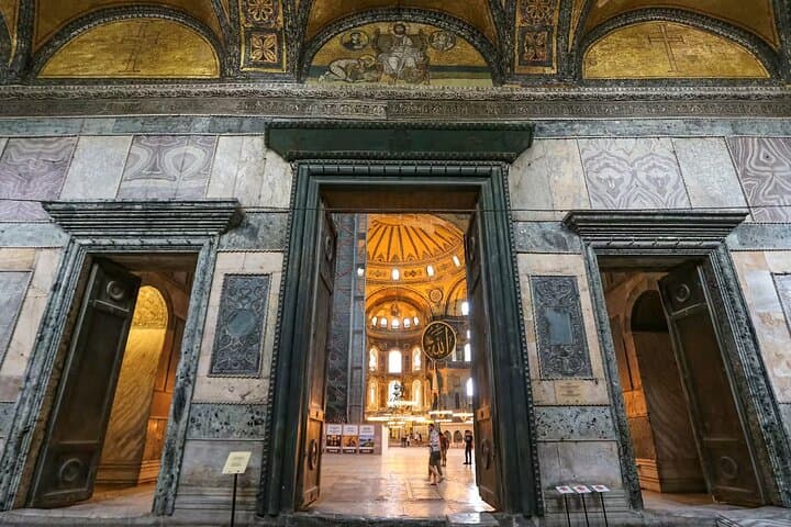 Hagia Sophia Skip-the-Line Tickets: Fast Access to Istanbul’s Iconic Dome photo 5
