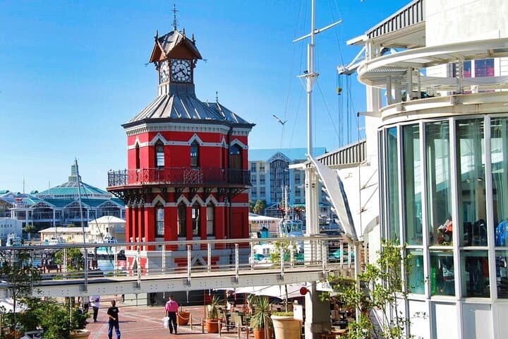 Cape Town Waterfront Walking Tour and Harbour Sightseeing Cruise photo 4