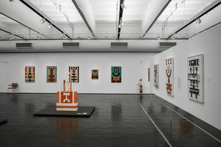 Skip-the-Line Zeitz MOCAA Private Guided Tour — Cape Town Contemporary Art Experience photo 3