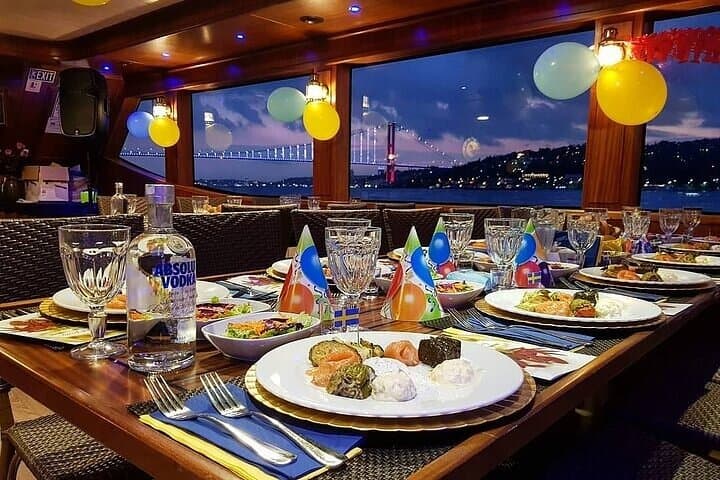 Istanbul Bosphorus New Year’s Eve Dinner Cruise 2026: Midnight Fireworks and Dinner Afloat photo 5