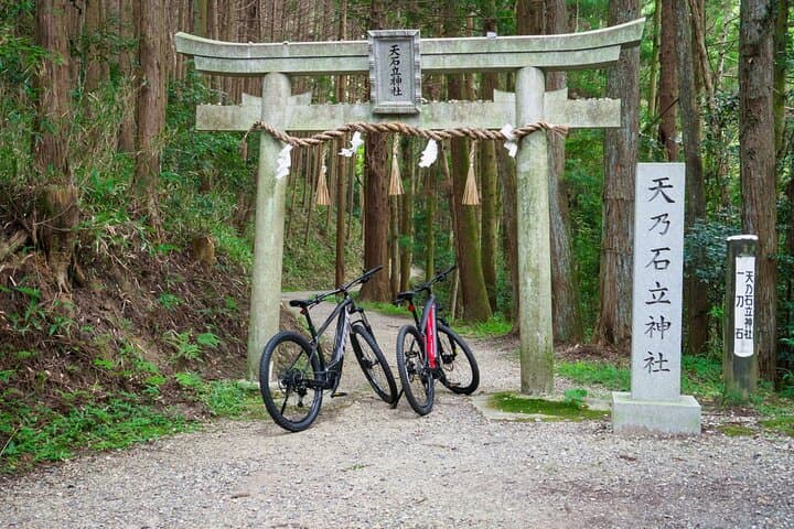Half-Day E-Bike Tour Through Kasagi's Countryside and Kasagidera Views photo 5
