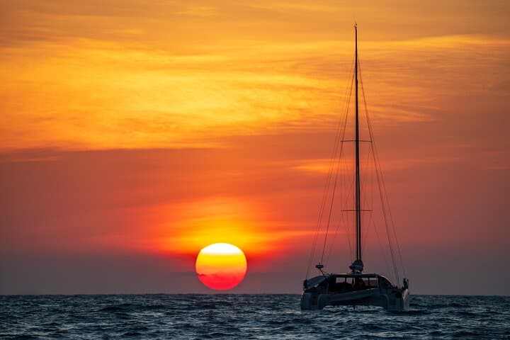 Private Sunset Catamaran Cruise in Kendwa & Nungwi, Zanzibar (Open Bar)