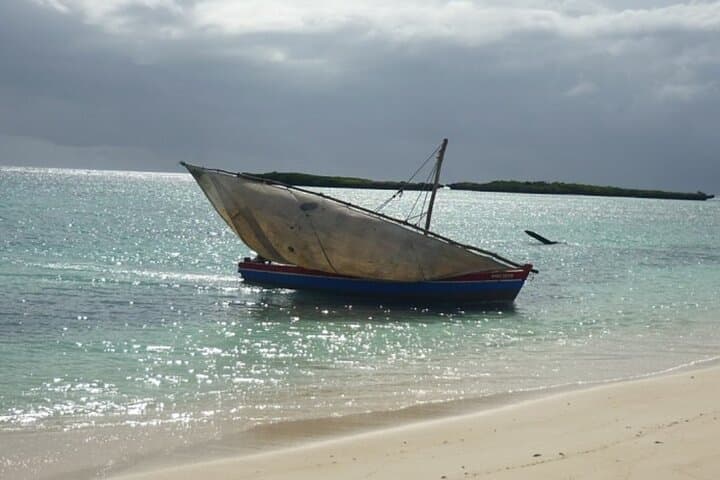 Amber Mountain and Ramena Beach Day Trip from Diego-Suarez photo 5