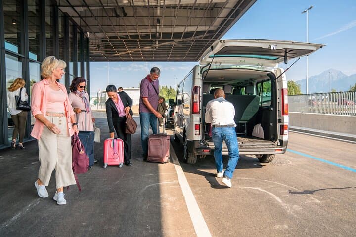 Private Transfer Anywhere in Busan: Airport & Station Pickup Guide photo 4