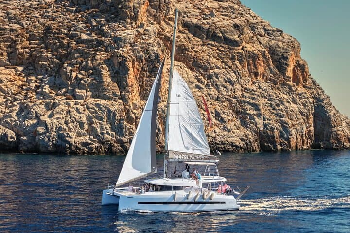 Dia Island Catamaran Cruise from Hersonissos — Lunch, SUP & Snorkel photo 3