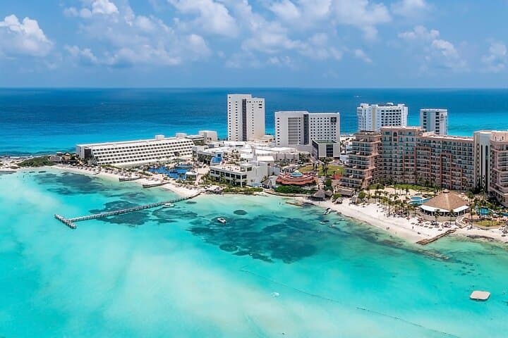 Cancún Sunset Private Ride: Ocean Views, Mirador & Puerto Cancún Photo Tour photo 4