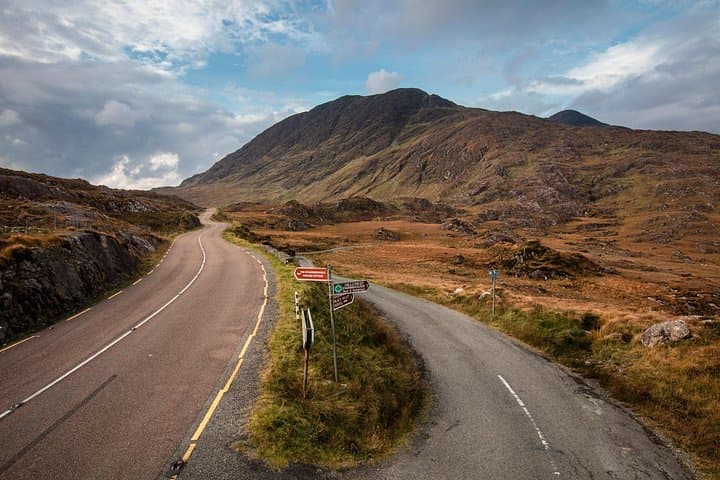 Southwest Ireland 6-Day Small Group Tour: Ring of Kerry, Beara & Whiskey Trails photo 1