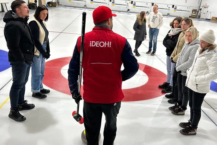 Curling in Quebec City: Learn Canada's Iconic Ice Sport photo 6