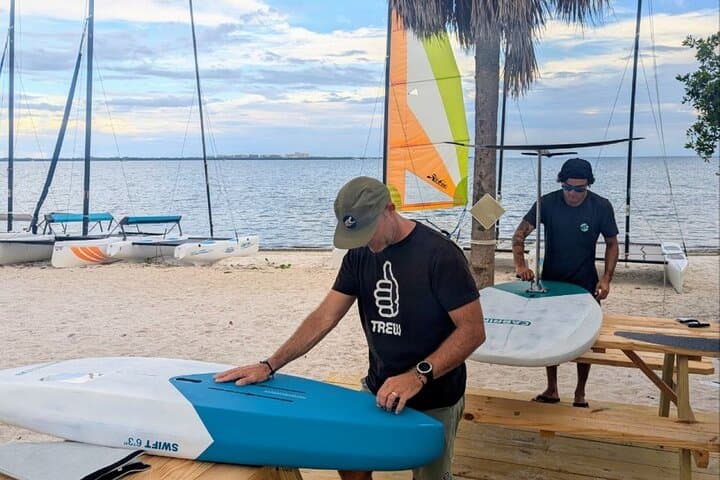 Wing Foiling in Biscayne Bay: Hobie Beach Miami Lessons for First Flights photo 3
