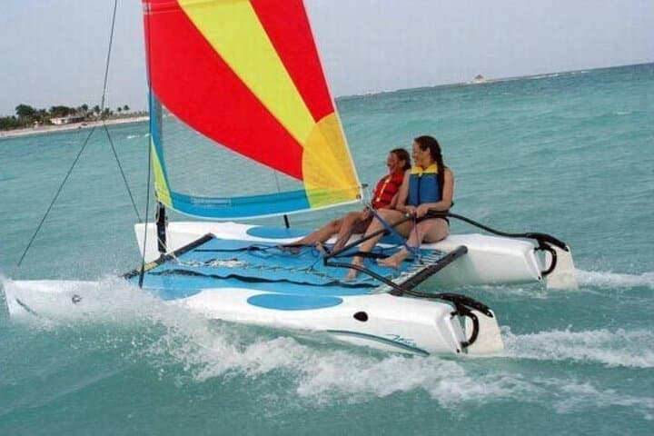 Hobie Cat Wave Rental on Biscayne Bay: Easy Sailing from Hobie Beach photo 6