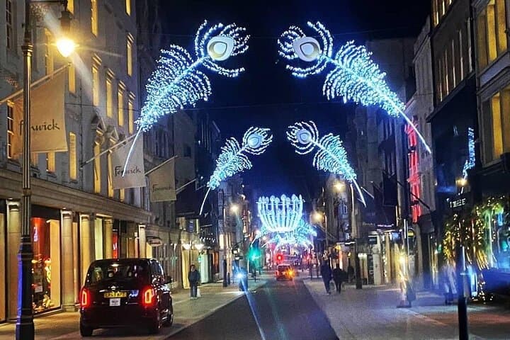 Private London Christmas Lights Tour by Iconic Black Taxi photo 3