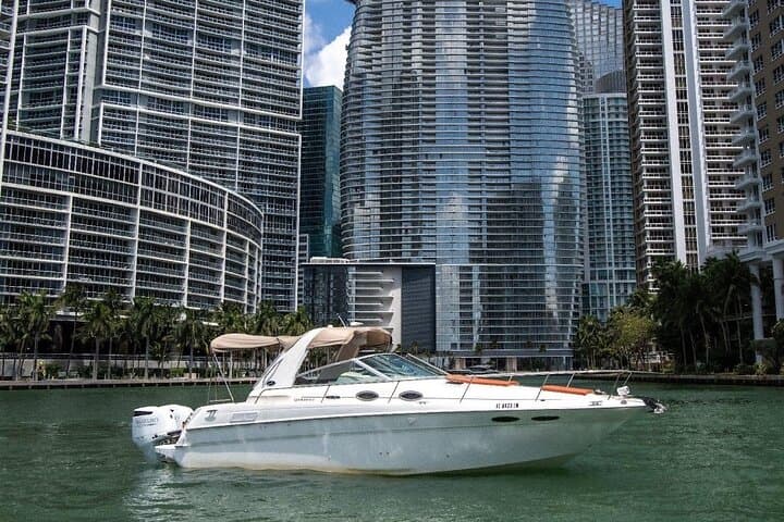 Private Sea Ray Rental in Miami: Sandbars, Sunsets & Island Cruises photo 4