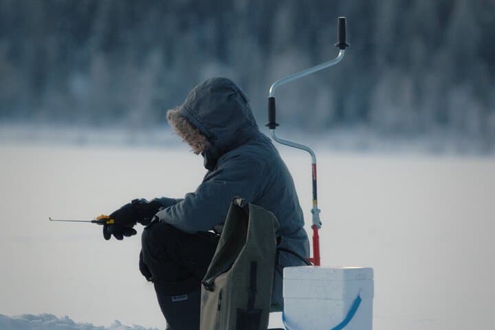 Ice Fishing in Levi: Guided Arctic Lake Experience in Lapland photo 2